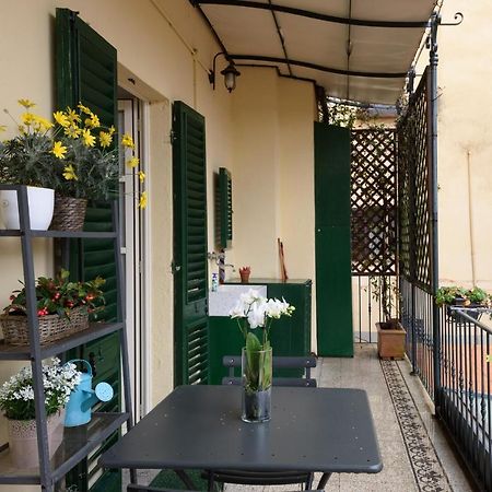 In Arezzo Apartment Bagian luar foto