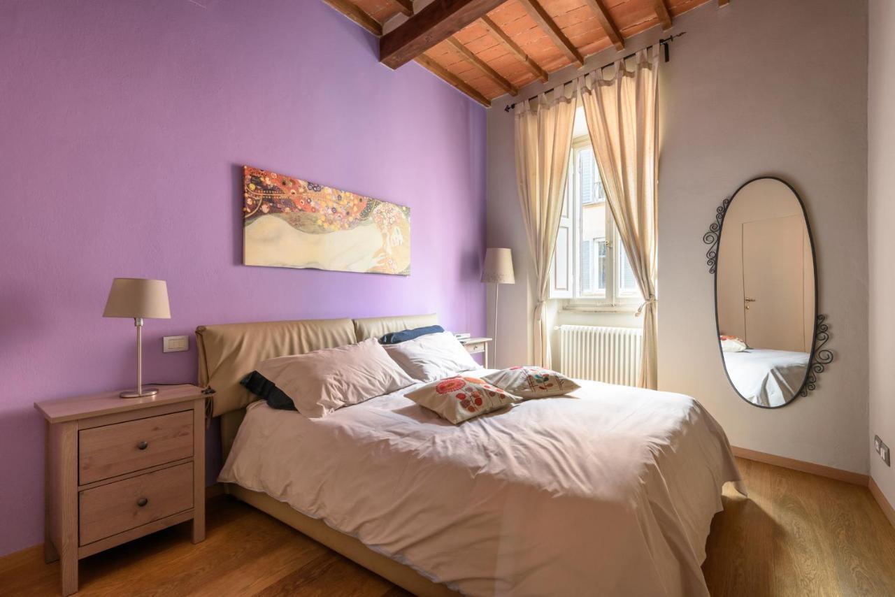 In Arezzo Apartment Bagian luar foto